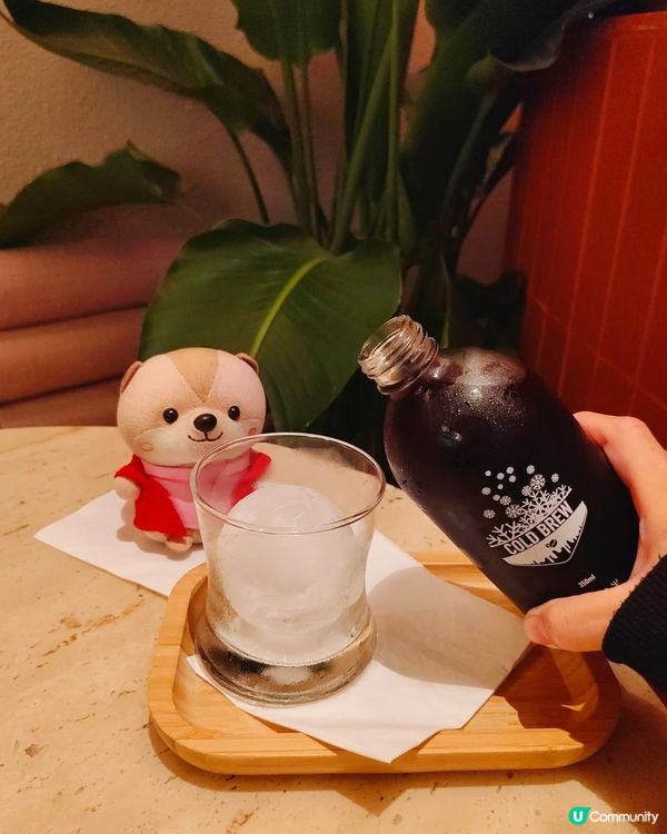 在將軍澳！夯土淡粉紅風咖啡店