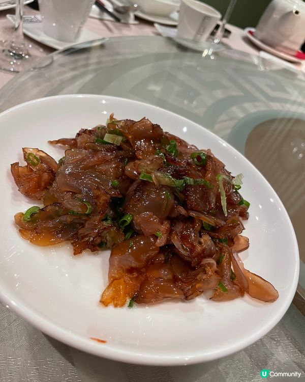 是一間樓上中菜餐廳，二次到訪，這裏的麻辣和酸菜魚特別有名氣，...