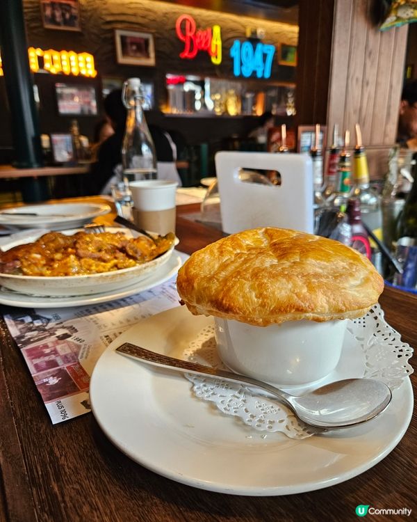 懷舊餐廳的酥皮龍蝦湯