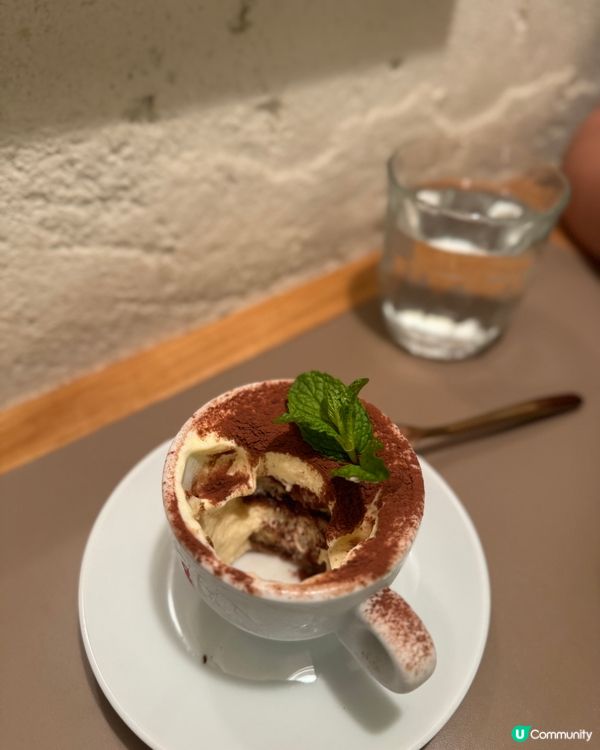 秘傳食譜的招牌 𝐓𝐢𝐫𝐚𝐦𝐢𝐬𝐮 🧁