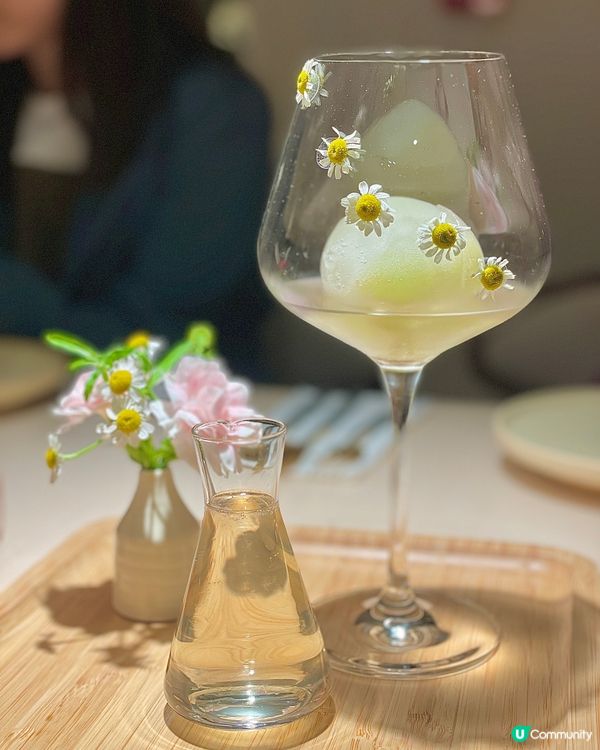 【銅鑼灣美食】沒有女生能拒絕這家夢幻花海餐廳