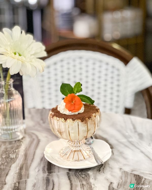 《銅鑼灣皇室堡新開宮廷風西餐廳》