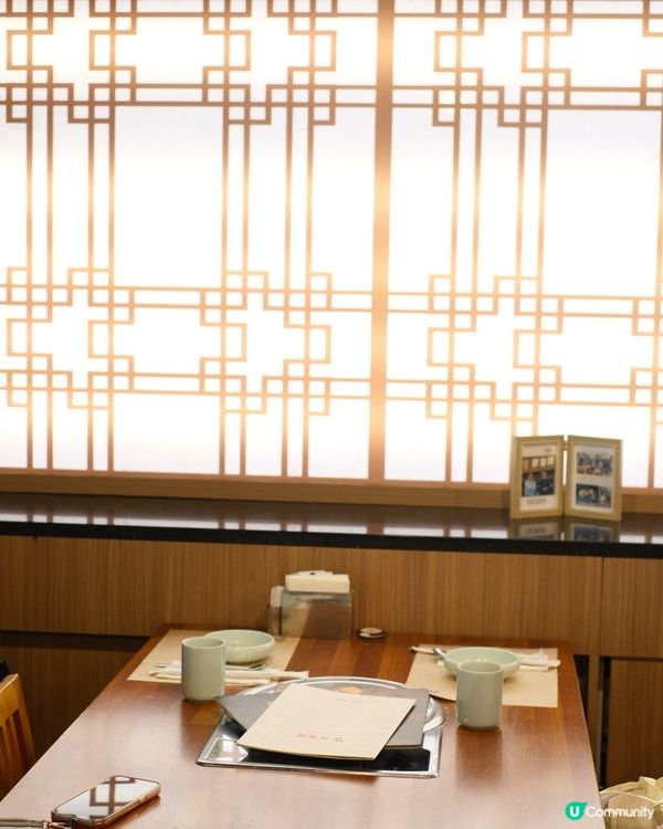 任何時候可以食到韓式醬油蟹，及各款正宗韓國傳統菜