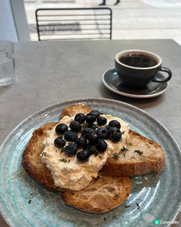 必食Ricotta Toast!