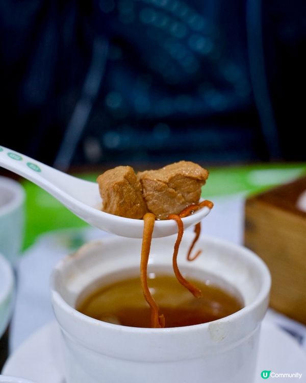 傳統創意港式點心，即叫即蒸，價格親民。