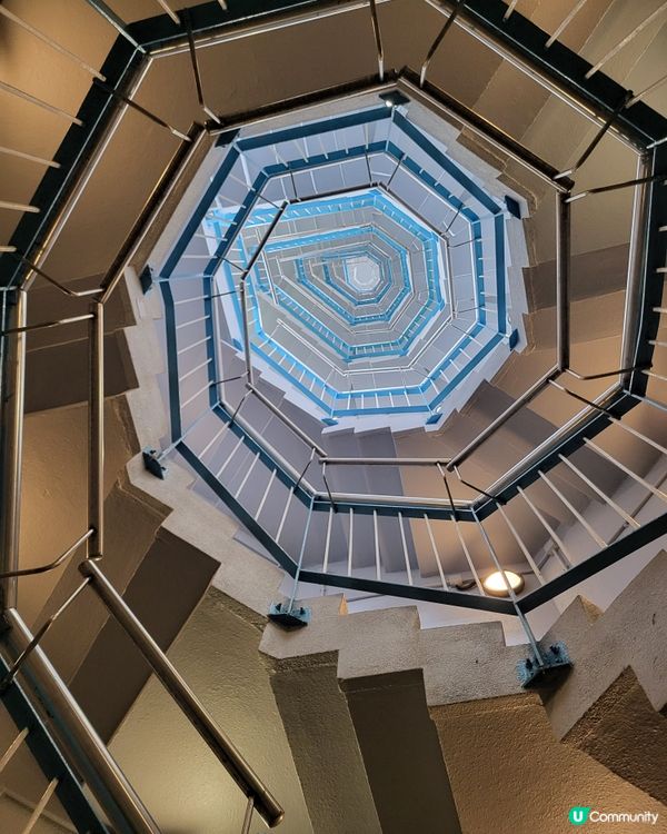 元朗文青旋轉樓梯