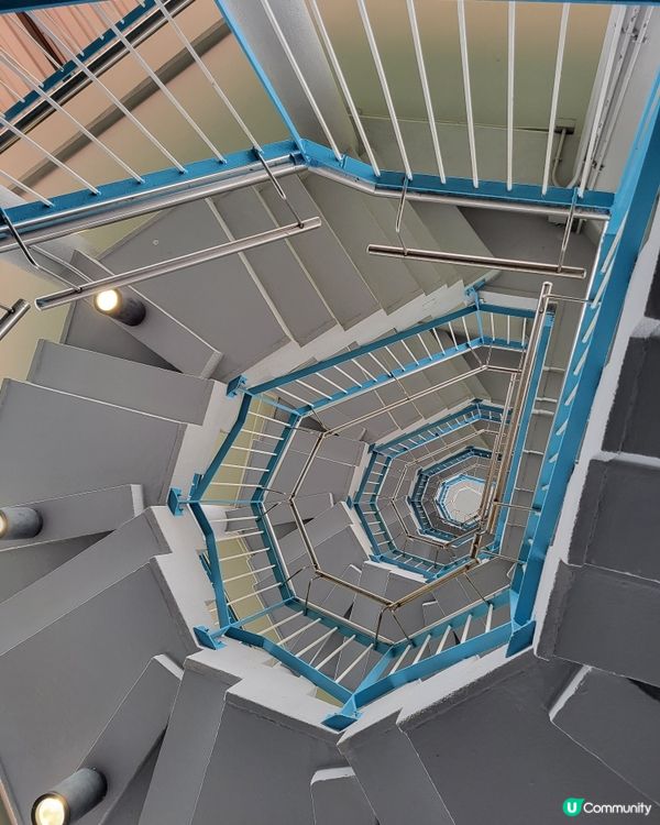 元朗文青旋轉樓梯