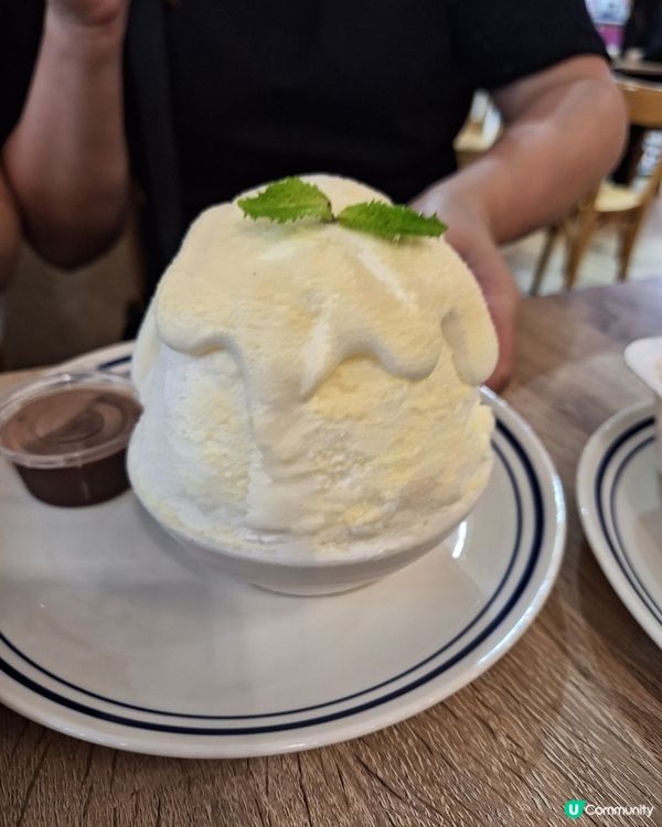 泰奶味及好立克味沙冰