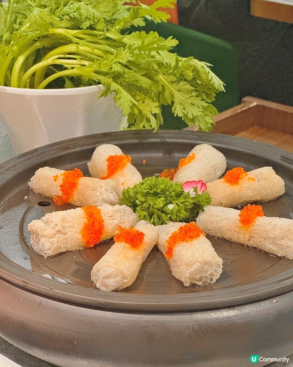 【深圳美食】不加一滴水，只用椰汁熬的椰子雞火鍋