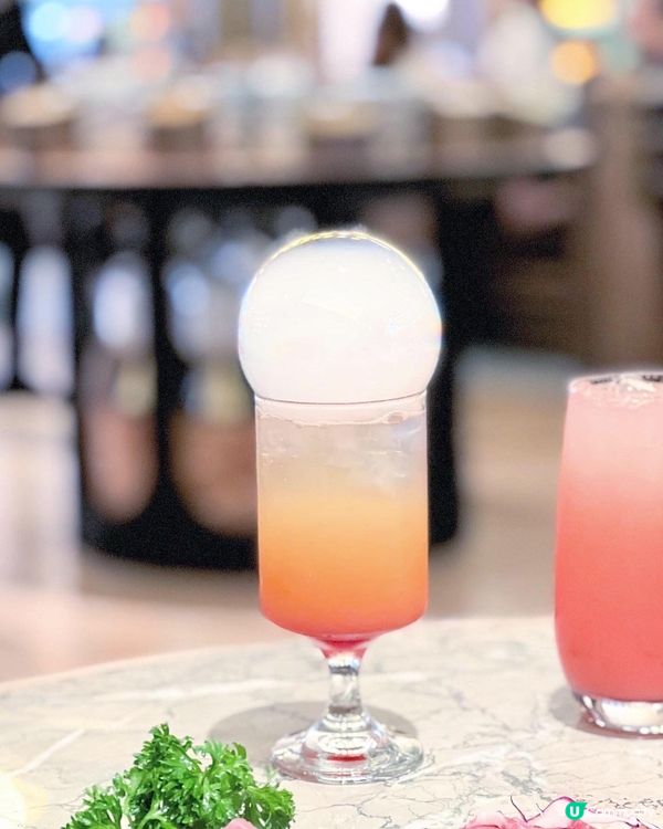 《出色豪華擺盤火鍋店》