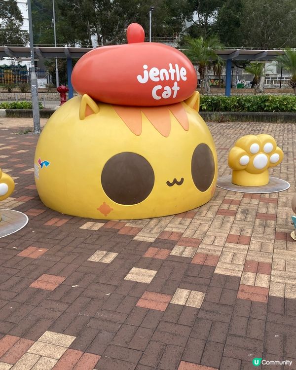 貓咪卡通的荃灣碼頭