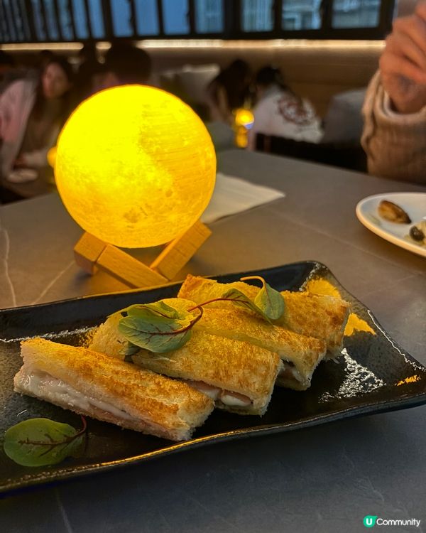 🔥旺角朋友聚腳點👯 月亮主題餐廳傾計歇腳好地方😍