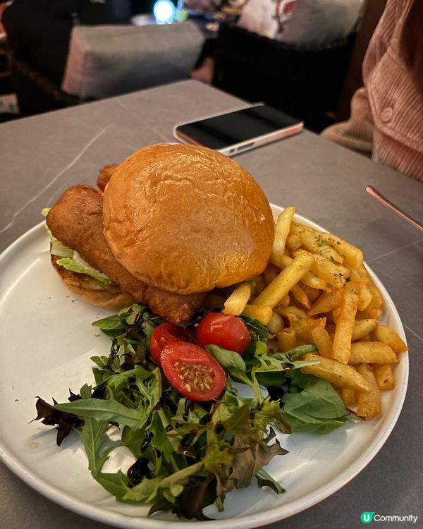 🔥旺角朋友聚腳點👯 月亮主題餐廳傾計歇腳好地方😍