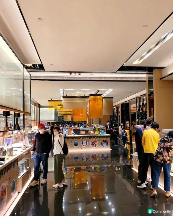 維港夜景相伴✨灣仔薈景環宇盛宴節日自助餐