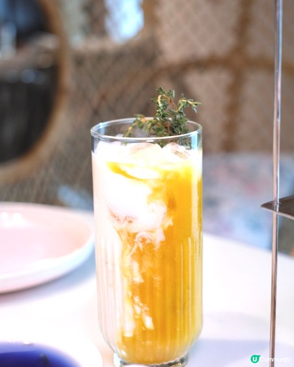 絕美的海景，夢幻森林風格