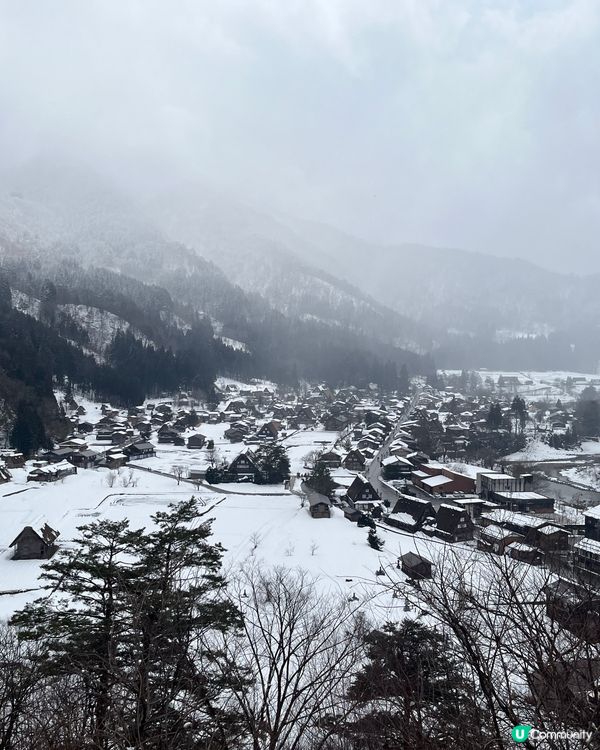大雪後晴天既白川鄉