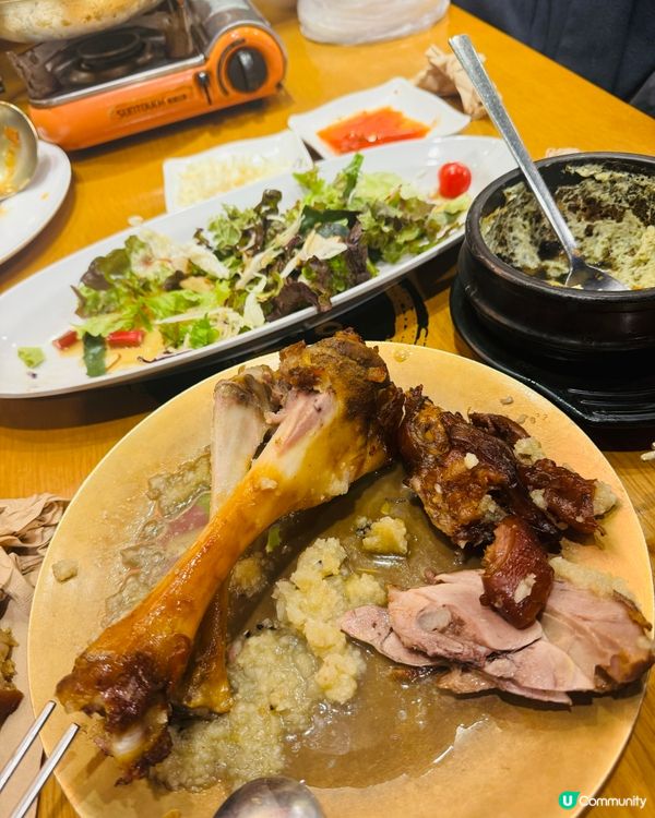 首爾覓食 🇰🇷 傳統的韓國豬腳味道⁉️