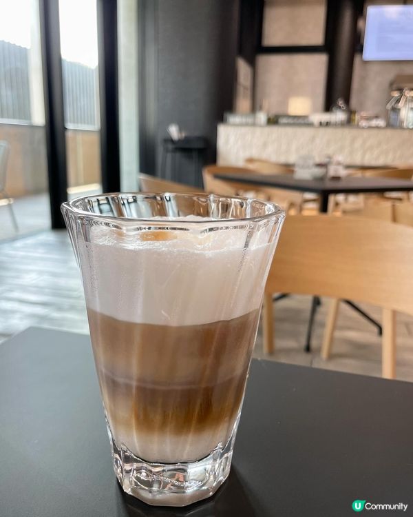 全球首間Phillips Cafe 