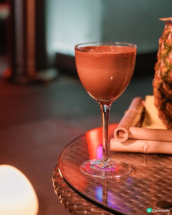 尖沙咀MIRA Cyberpunk 露天酒吧