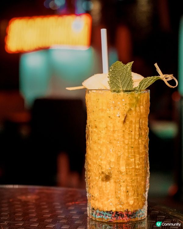 尖沙咀MIRA Cyberpunk 露天酒吧