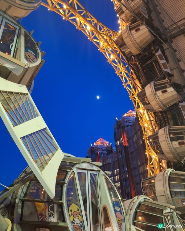 探索澳門新濠影匯之星8字摩天輪：必遊之地