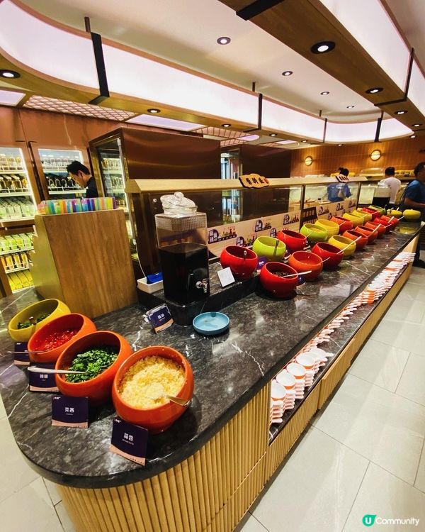 旺角➡️➡️➡牛站(駅)麻辣火鍋放題