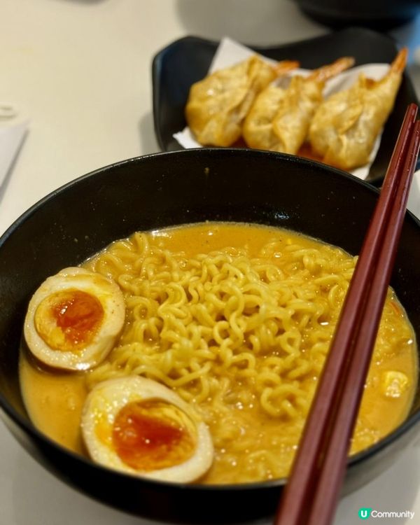 被熱捧長洲最好吃的米線😉🌈