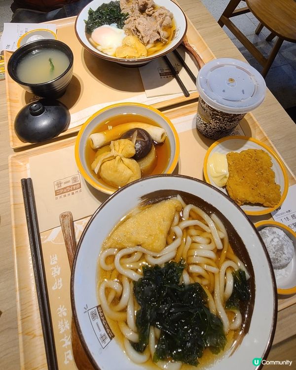 第一次光顧荃灣海之戀商場的廿一堂日式燒丼專門店，一行二人分別...