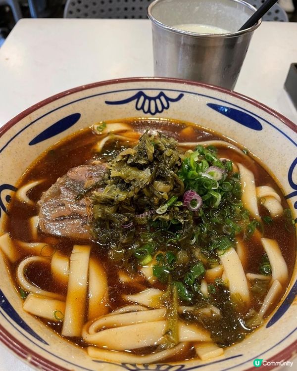 旺角*大推紅燒牛肉麵+奶蓋烏龍茶