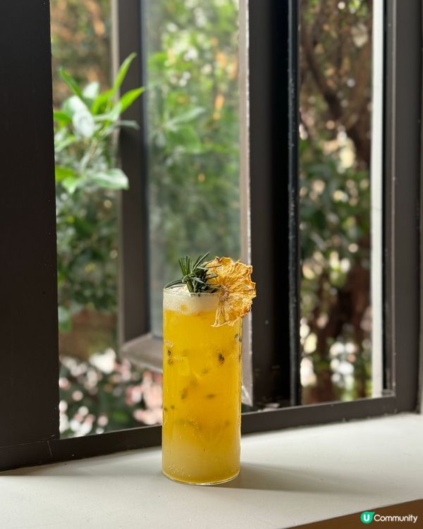 聖心大教堂正前方的打卡咖啡店