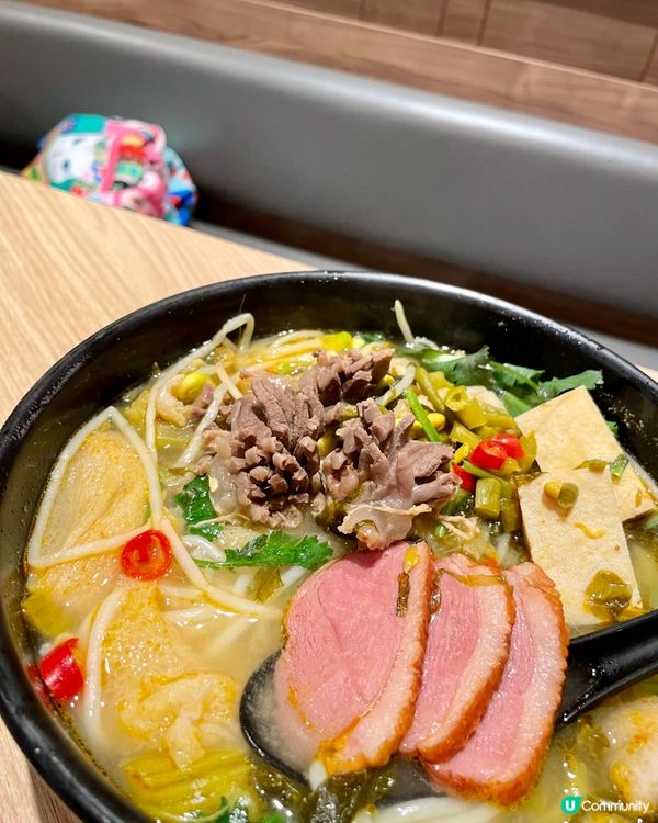 好得！酸菜湯好Duck Duck 米線