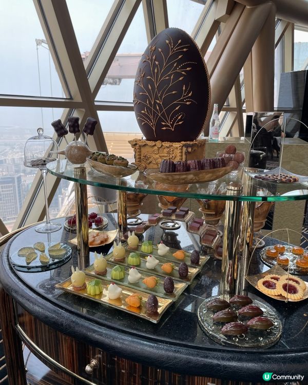 見到甜品車勁興奮