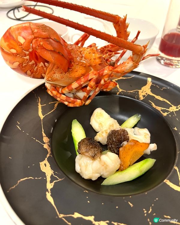 超正的百花羊肚菌炒龍蝦球