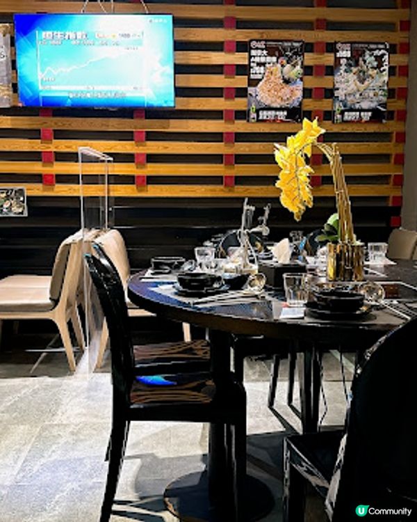 足料火鍋湯底，新鮮刺身～🤤自家包製餃子必試👍🏻