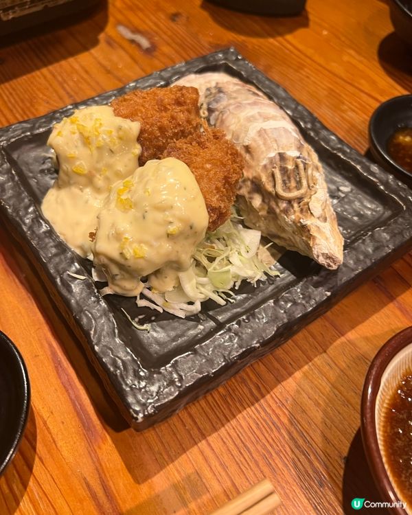 😋［絕不能錯過］沖繩必去居酒屋-滿到瀉的鐵火卷