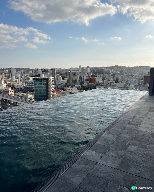 沖繩人均$500住InfinityPool無邊際泳池酒店