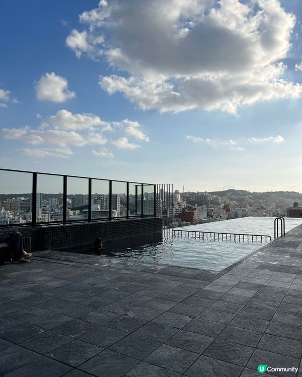 沖繩人均$500住InfinityPool無邊際泳池酒店