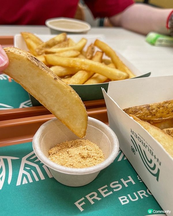 ʚ♡ 肉汁四溢的邪惡漢堡 • ɴ+ ʙᴜʀɢᴇʀ ♡ɞ