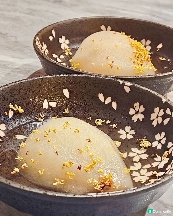 跟美女好友去聚餐～當然要選間精緻高質的西餐廳，一起享受美食🤍...