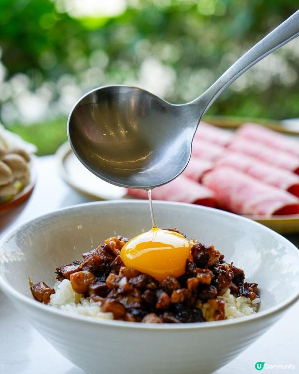 高雄市苓雅區高質松露牛奶小火鍋