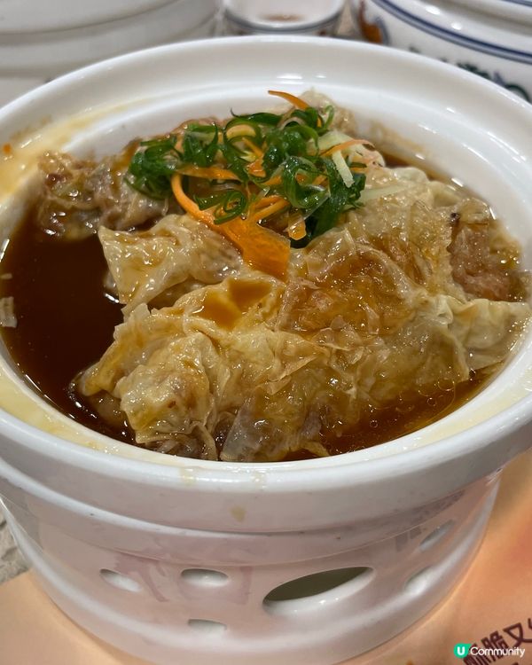 上廣州飲茶，特色菠蘿包