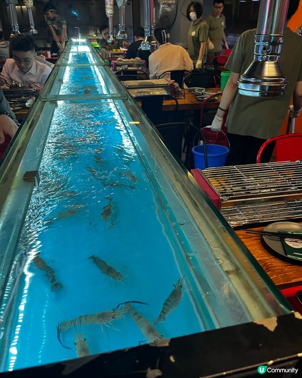 嚟呢度可以盡情食海鮮燒烤😍