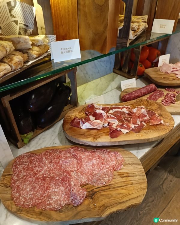 周末高質早午自助餐 無限任食生蠔龍蝦海鮮 俯瞰中環維港美景