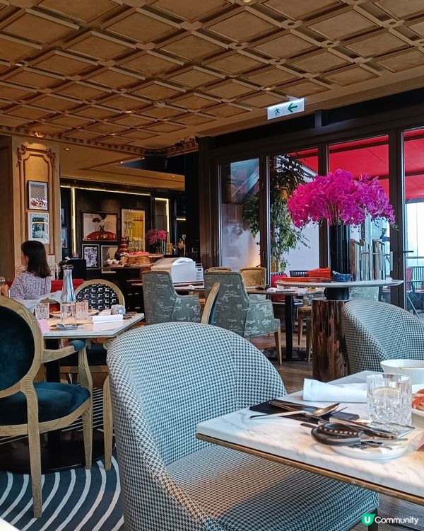 周末高質早午自助餐 無限任食生蠔龍蝦海鮮 俯瞰中環維港美景