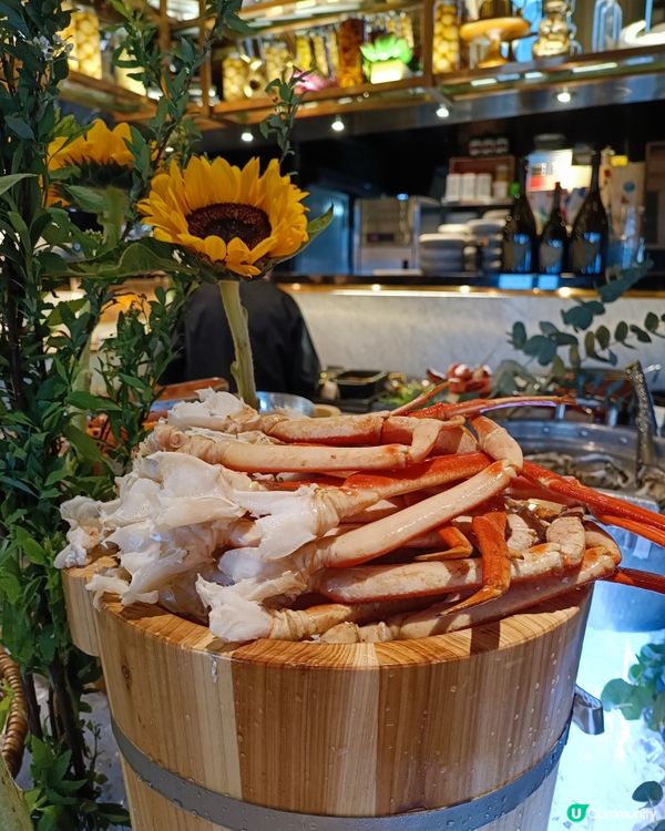 周末高質早午自助餐 無限任食生蠔龍蝦海鮮 俯瞰中環維港美景