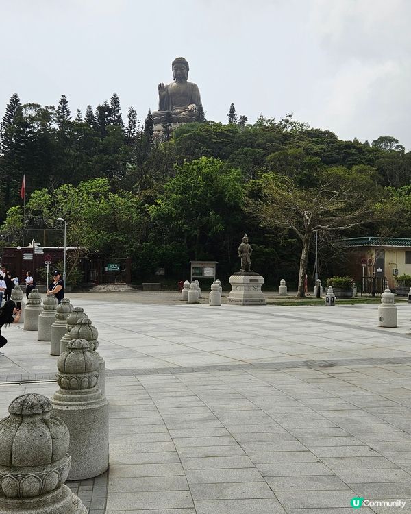 慢走於天壇大佛