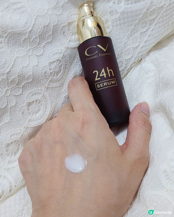 保濕是最基本的護膚保養，肌膚只要有充足水份💧，自然顯得水潤柔...