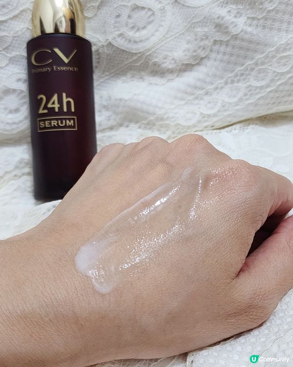 保濕是最基本的護膚保養，肌膚只要有充足水份💧，自然顯得水潤柔...