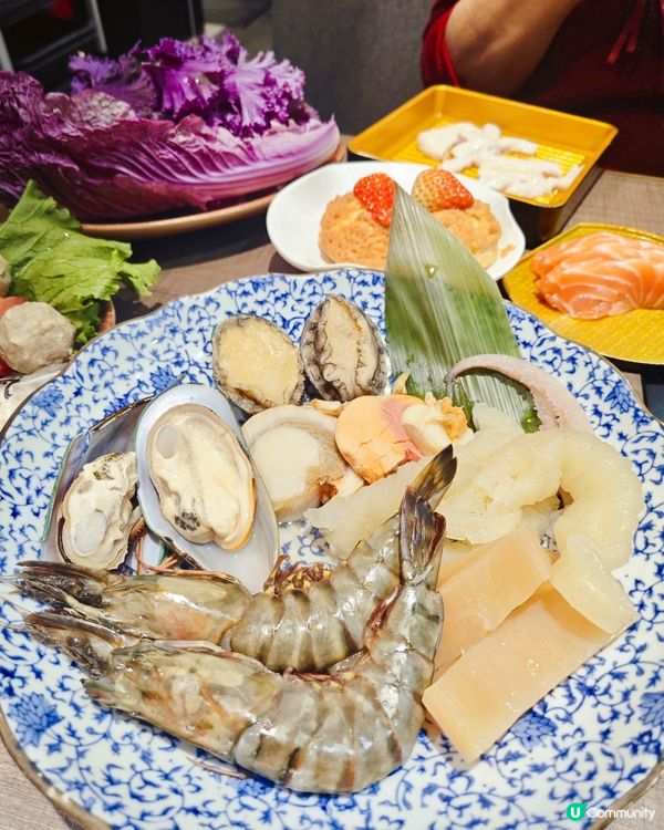 同屋企人吃大餐🥳圍爐吃到飽就最happy啦❤️這次選了位於尖...