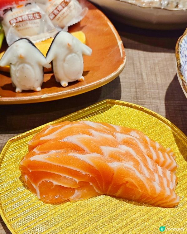 同屋企人吃大餐🥳圍爐吃到飽就最happy啦❤️這次選了位於尖...